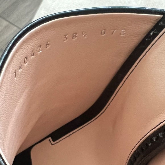 Authentic Brand New Gucci Studded Platform Sandals size 38.5 - Picture 13 of 14